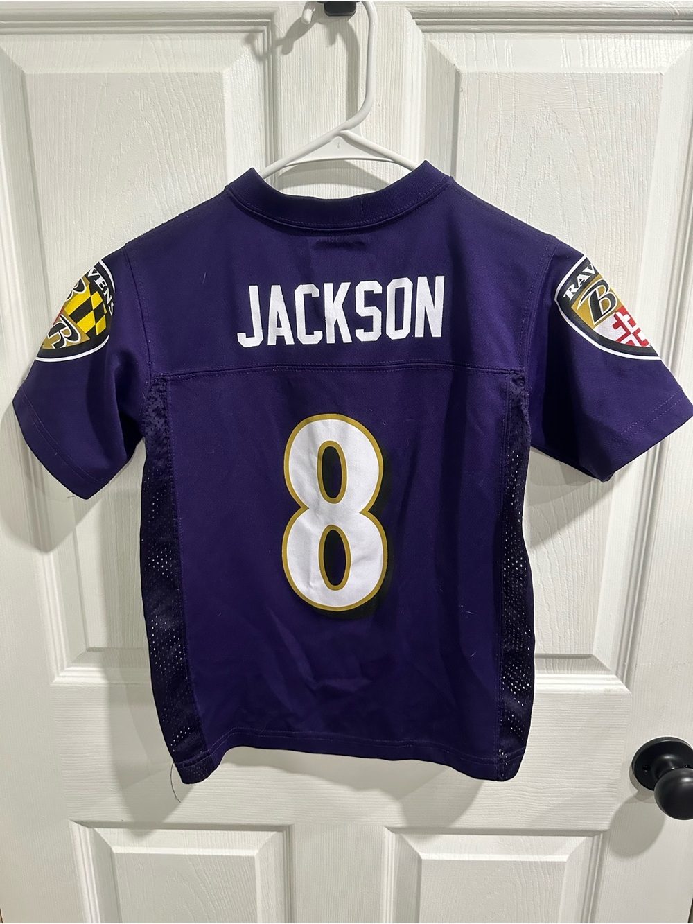 Kids Lamar Jackson Baltimore Ravens #8 Football Jersey - Youth Size M - Picture 4 of 7